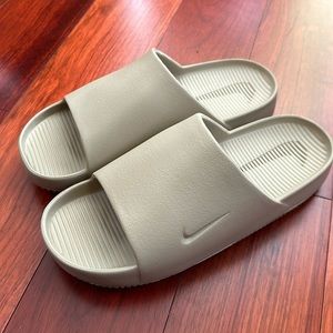 Men’s Nike Calm Khaki Slide